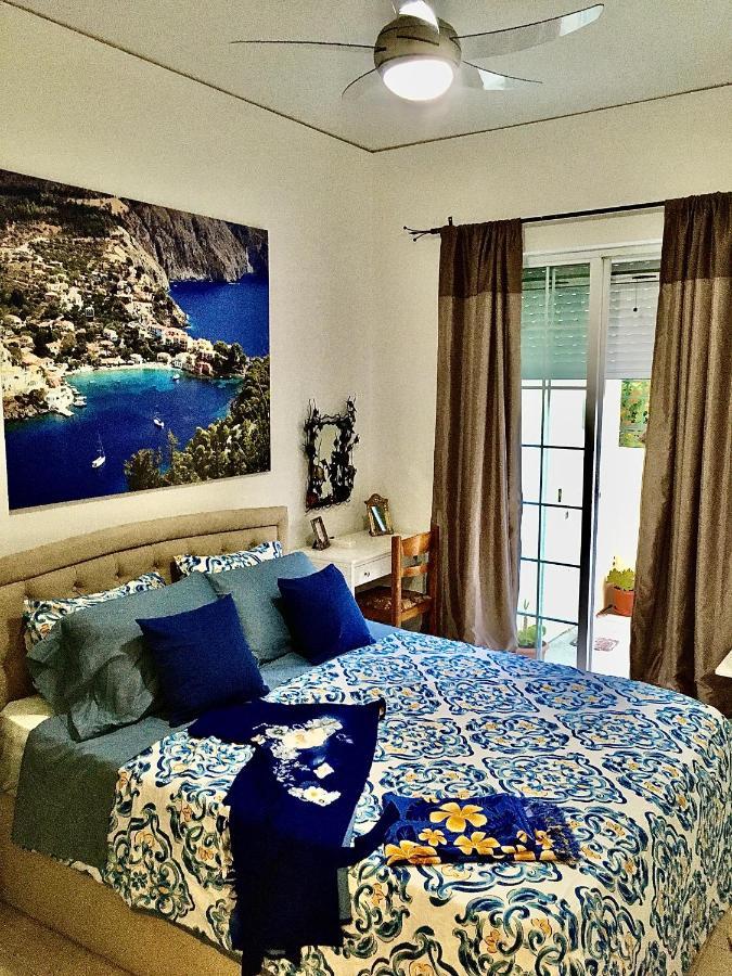 Gallery Apartments Lixouri Esterno foto