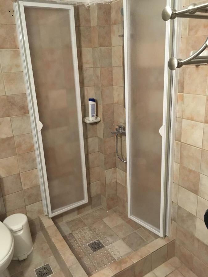 Gallery Apartments Lixouri Esterno foto